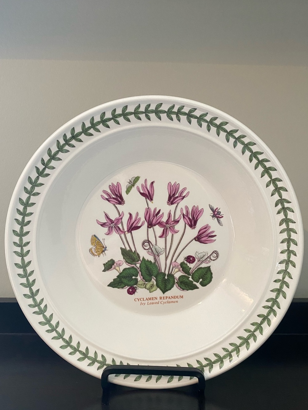 Portmeirion The Botanic Garden 1972 Ivy Leaved Cyclamen Bread and Butter Plate